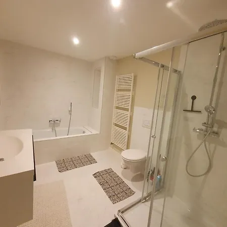 Panzió La Demeure Langroise 3*