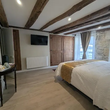 La Demeure Langroise 3*