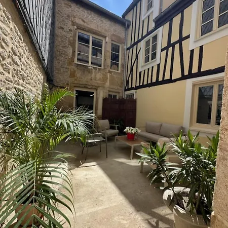 La Demeure Langroise لونْجورْ