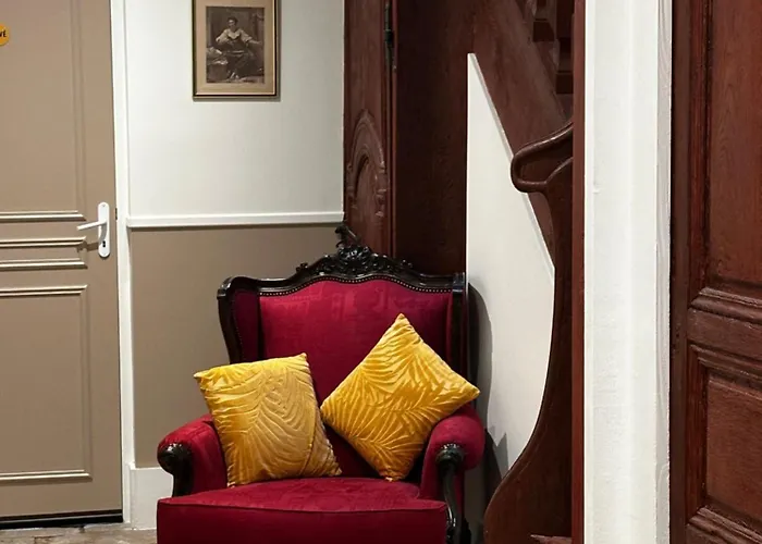 La Demeure Langroise 3*